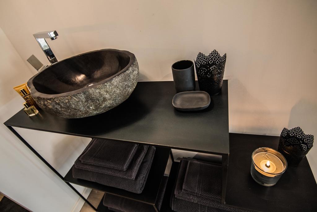"Un Lieu Unique" Le Gold Et Le Cocon Apartman Annecy Kültér fotó